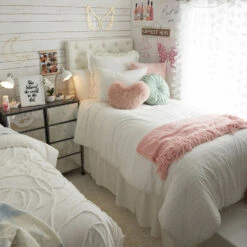 Embroidered Stripe Comforter And Sham Set -gift shop 09 HIGH TEA 050 1 1