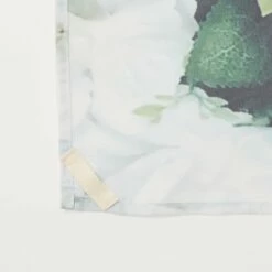 Rose Wall Tapestry -gift shop 16 DIP TAPESTRY ROSEWALL 002