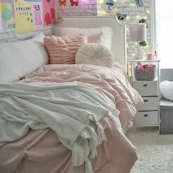 Madison Plush Tassel Throw Blanket 19 Madison Plush Tassel Throw Blanket -gift shop 29 1