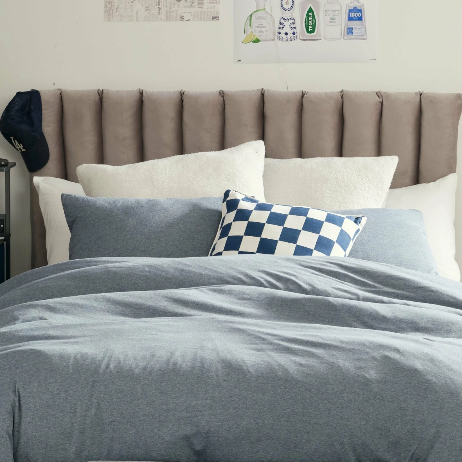 Quinn Full/Queen Channeled Cushioned Headboard 5 Quinn Full/Queen Channeled Cushioned Headboard - Image 3