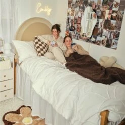 Andie Arched Tufted Comforter And Sham Set -gift shop Bedding AndieArched