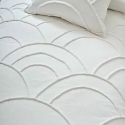 Andie Arched Tufted Comforter And Sham Set -gift shop Comforter ArchedTufted TXL 011