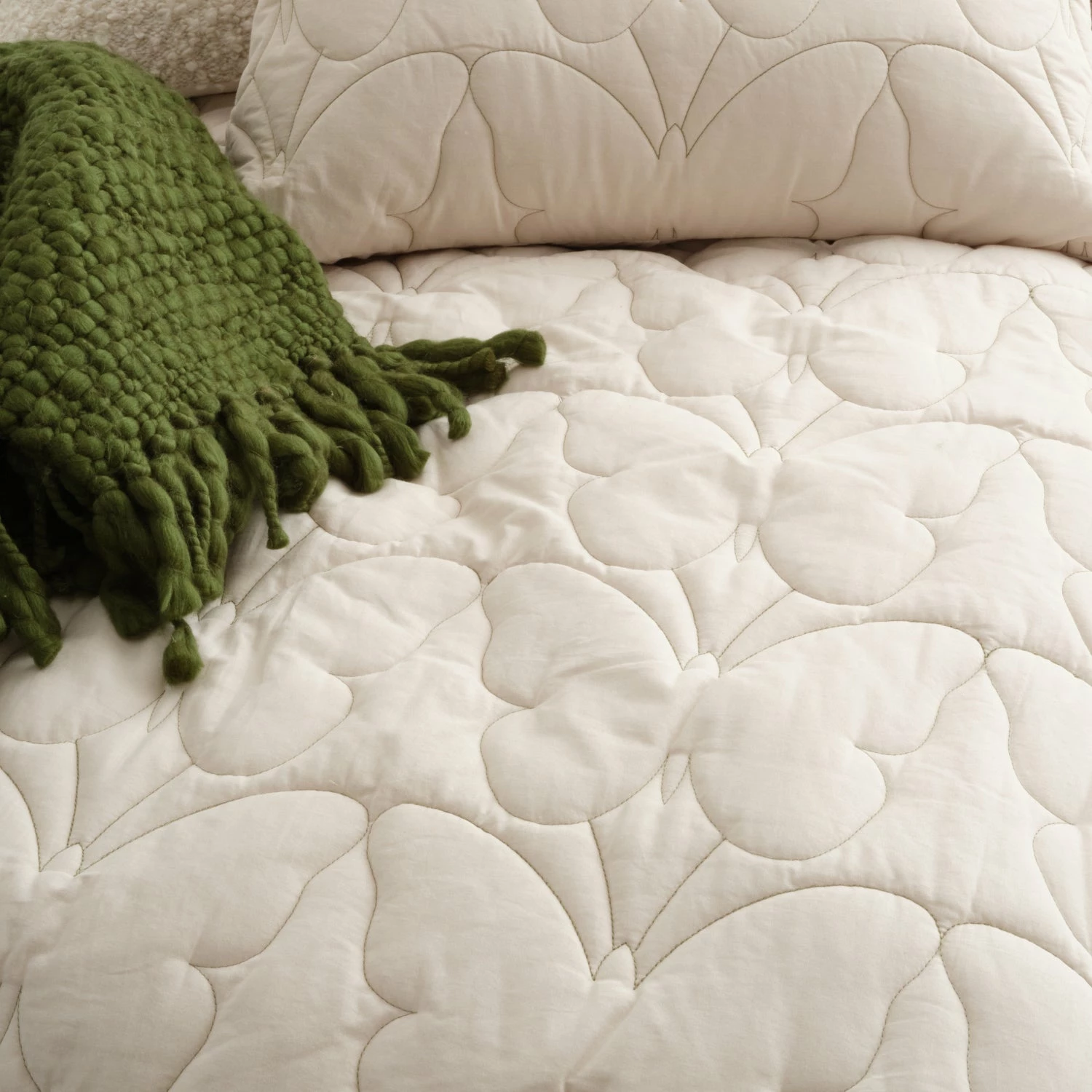 Margo Embroidered Butterfly Quilt And Sham Set 5 Margo Embroidered Butterfly Quilt And Sham Set - Image 3