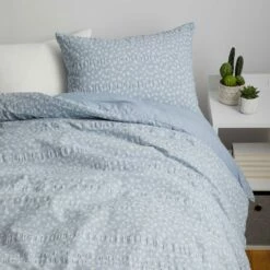 Ditsy Floral Comforter And Sham Set