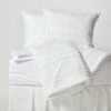 8 Piece Essential Dorm Bundle -gift shop Dormify Essential Bundle Billie PomPom White 003