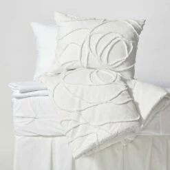 8 Piece Essential Dorm Bundle -gift shop Dormify Essential Bundle BohoRose 002