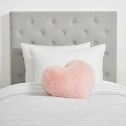 Harlow Tufted Charging Headboard -gift shop Headboard Hazel Linen 004