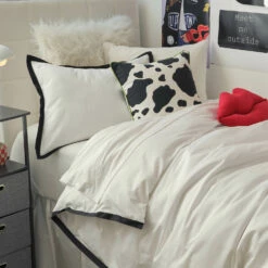 London Hotel Border Duvet Cover And Sham Set 30 London Hotel Border Duvet Cover And Sham Set -gift shop LondonHotelBorderDuvet Black 37622828 f5da 4d7c 853c 62330a0c9f4c