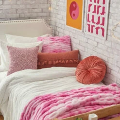 Bridgette Velvet Round Pillow -gift shop Pink 012 1