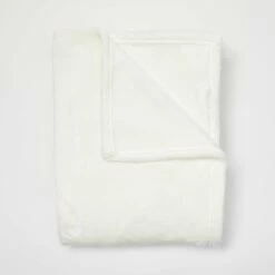 Rosie Plush Throw Blanket -gift shop Plush Throw Ivory 002