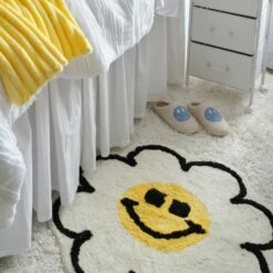 Happy Retro Flower Rug -gift shop Rugs SmileFlower 1