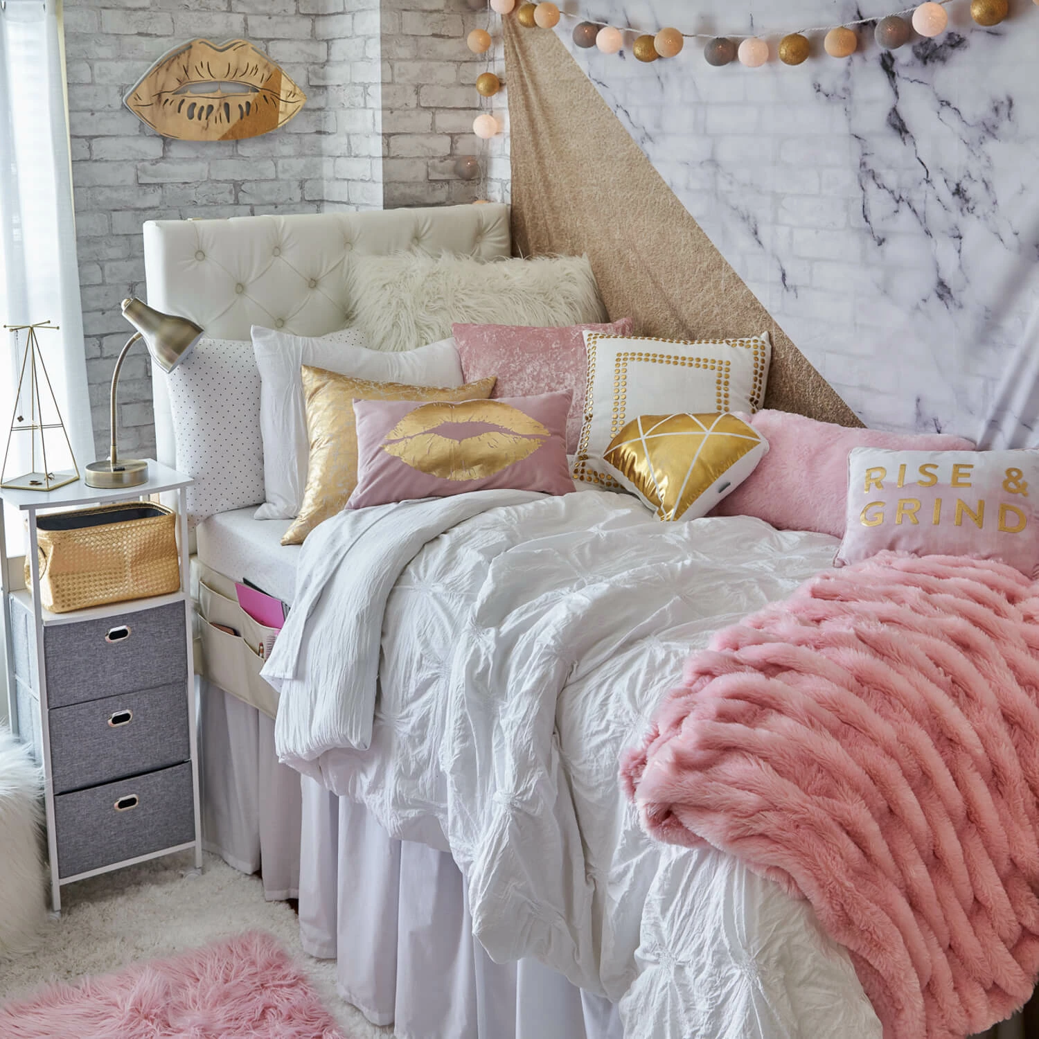 Lips Mirrored Acrylic Wall Art 10 Lips Mirrored Acrylic Wall Art - Image 8