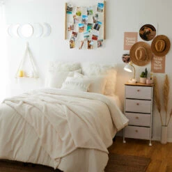 Fuzzy Fleece Throw Blanket -gift shop THRO21 THW FUZZYFLEECE NAT 1