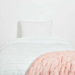 Angelina Ruched Faux Fur Throw Blanket -gift shop ThrowBlanket Angelina Blush VIS 002