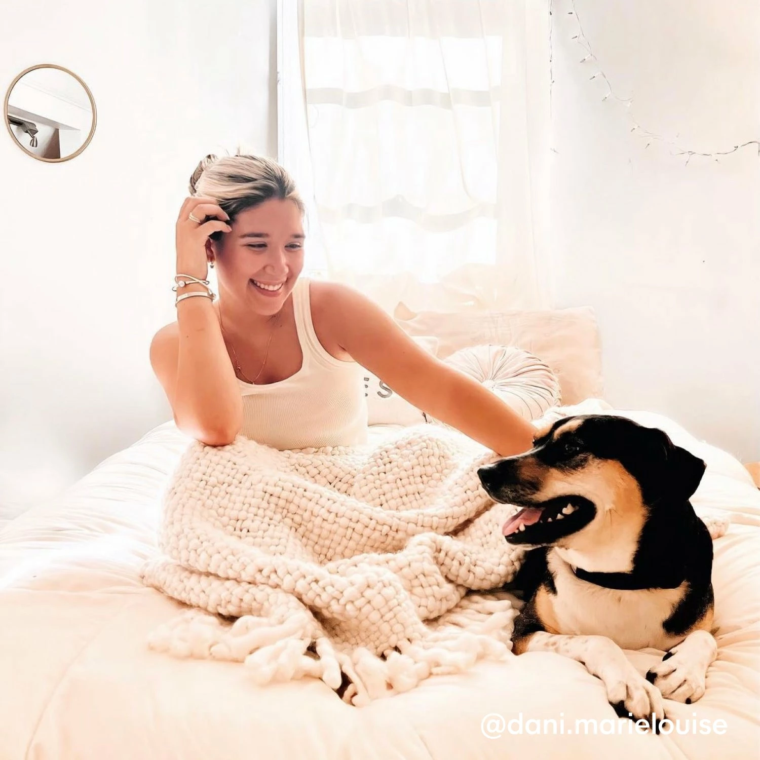 Emme Chunky Knit Throw Blanket 4 Emme Chunky Knit Throw Blanket - Image 2