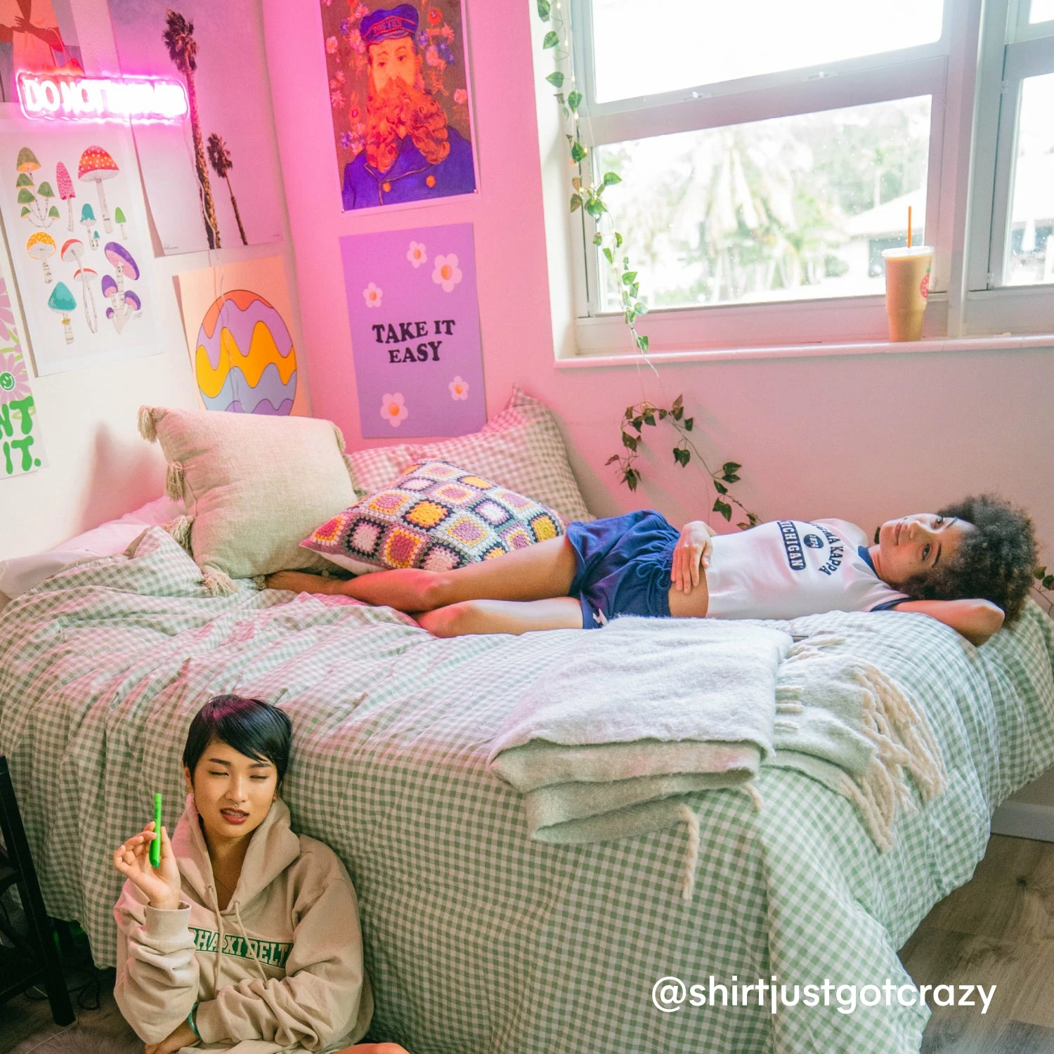 Iris Tonal Fringe Throw Blanket 5 Iris Tonal Fringe Throw Blanket - Image 3