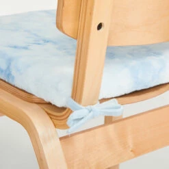 Leah Tie Dye Faux Fur Seat Cushion -gift shop TieDye Faux Fur Seat Cushion LightBlue 005