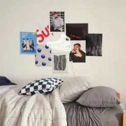 Sneaker Neon Sign -gift shop WallPrintsNeonSignSneaker