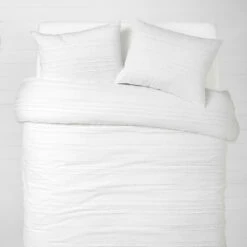 Juliette Eyelash Fringe Comforter And Sham Set -gift shop White Eyelash Comforter